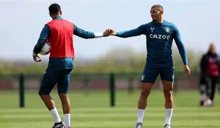 亚博体育登录入口-冲刺阶段突围战来临，阿斯顿维拉围绕英超战术微调，底气十足，资深球员宣示担当